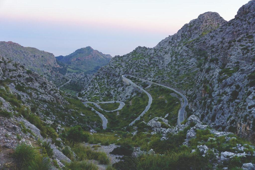 mallorca-viaje-sa-calobra-serpentinas