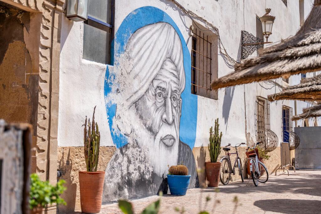 Mural en Essaouira Medina Ruta de viaje por Marruecos de 2 semanas