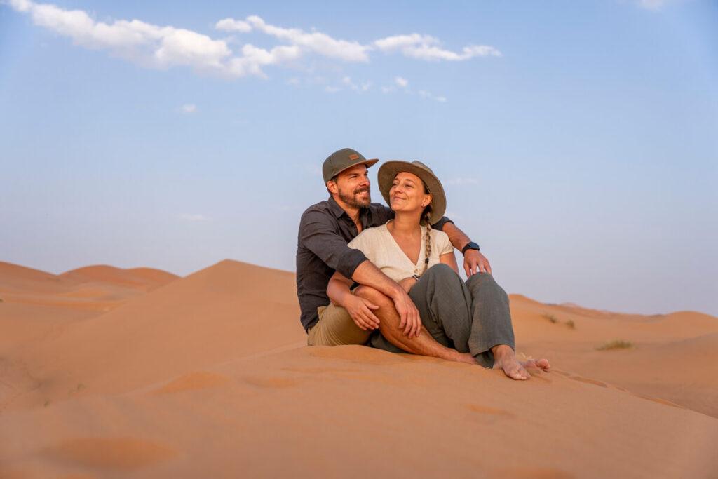 Puesta de sol en el desierto de Merzouga Ruta de viaje por Marruecos de 2 semanas