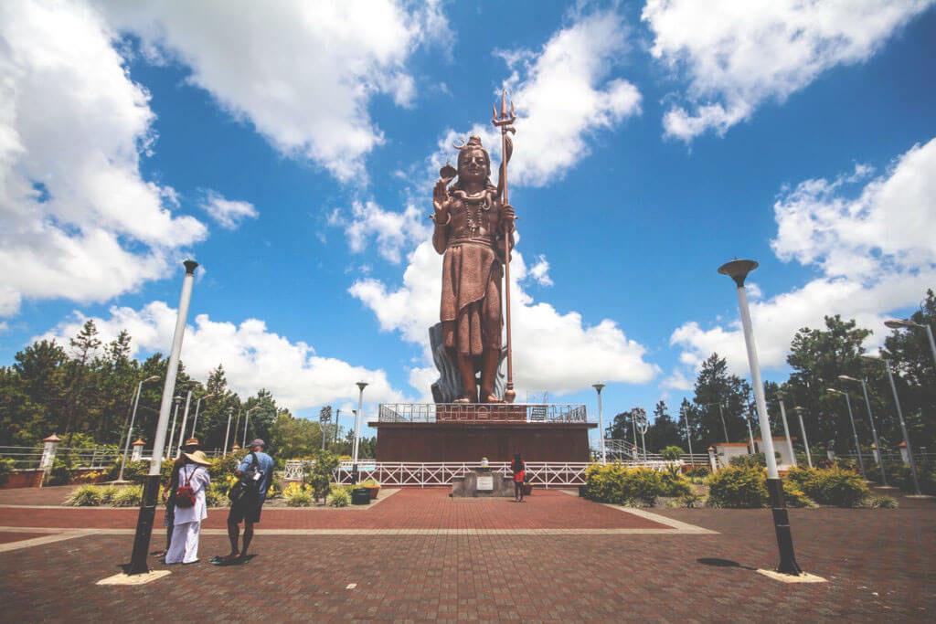 sehenswuerdigkeiten-mauritius-grand-bassin-shiva-statue-1024x683