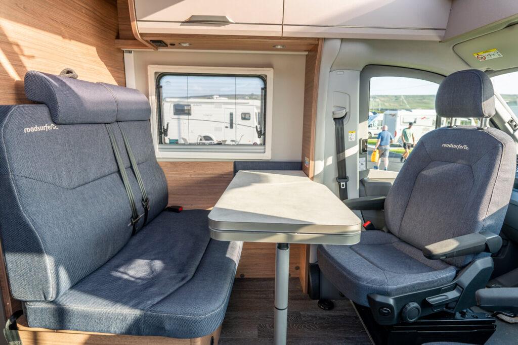 Sala de estar autocaravana Irlanda