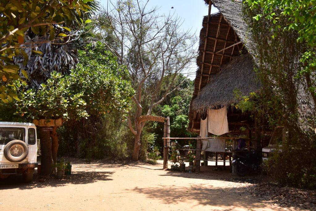 Entrada a Sadhana Forest