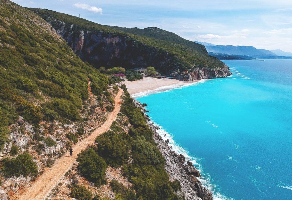 vacaciones-albania-playas-gjipe-beach-dron