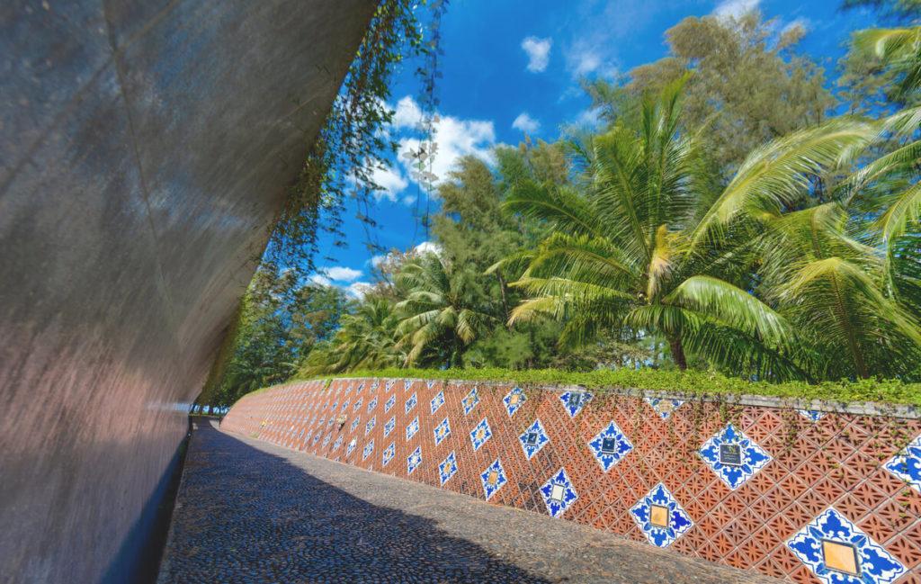 Khao-Lak-Tsunami-Memorial-Monumento