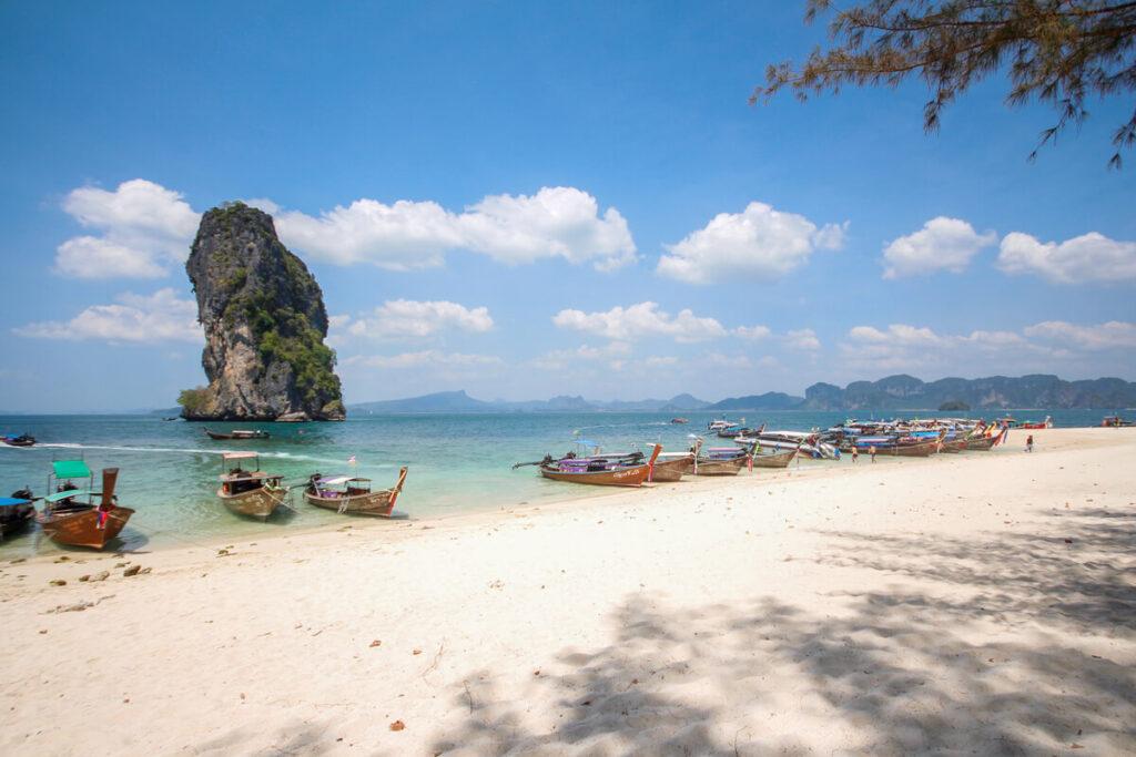 Playa de Poda Island en Ao Nang