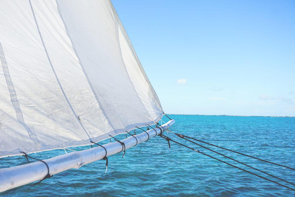 segelboot-caye-caulker-schnorcheltour