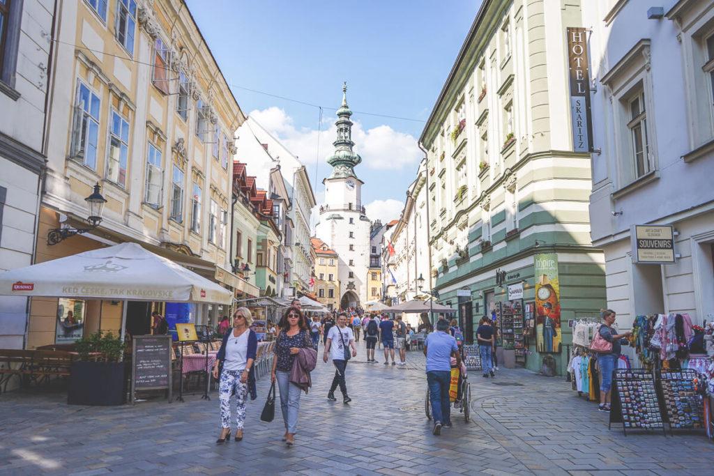 compras-eslovaquia-bratislava-costos