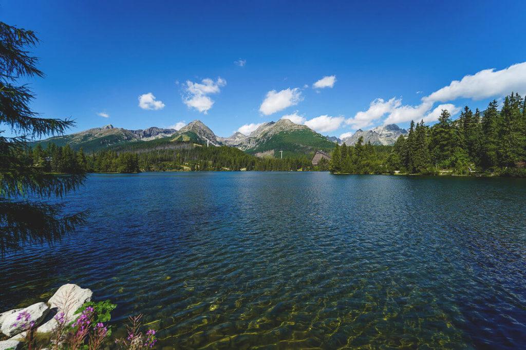 strbske-pleso-slowakei-bergsee-panorama (1)