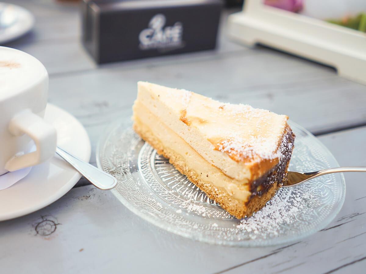 Café en Woblitzsee, pasteles