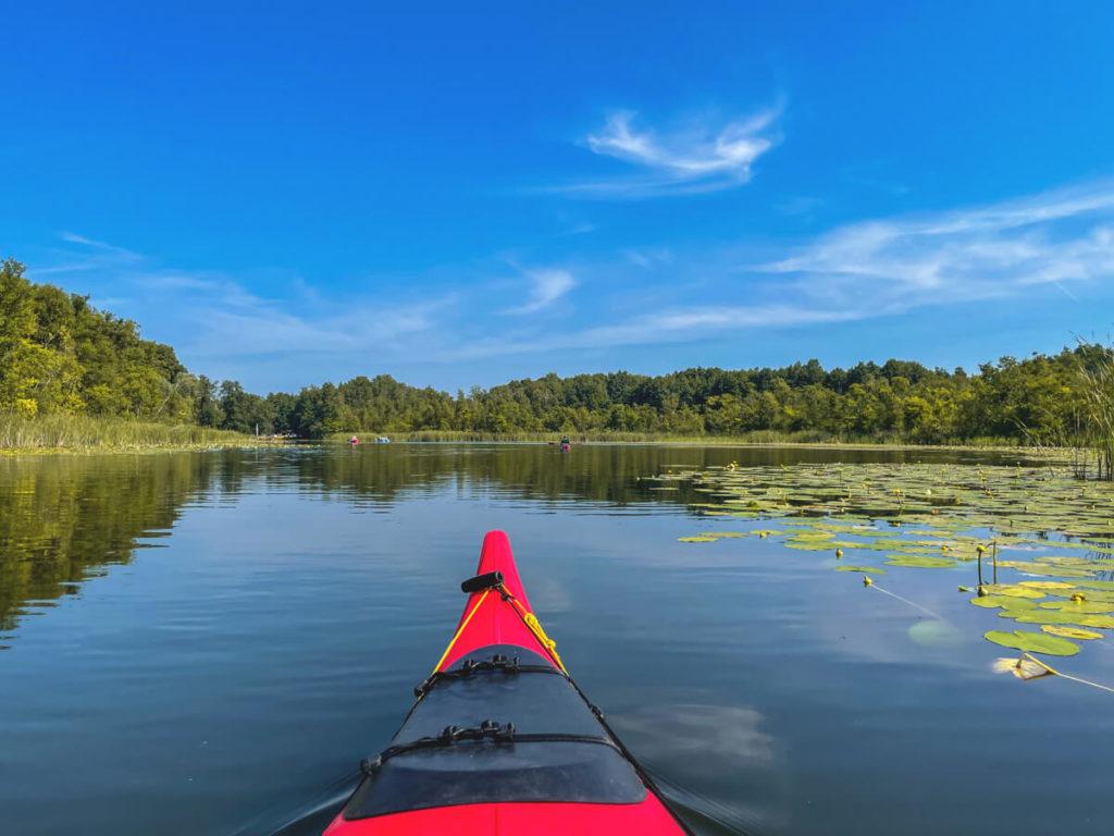Kanutour-Mecklenburgische-Seenplatte-Zotzensee