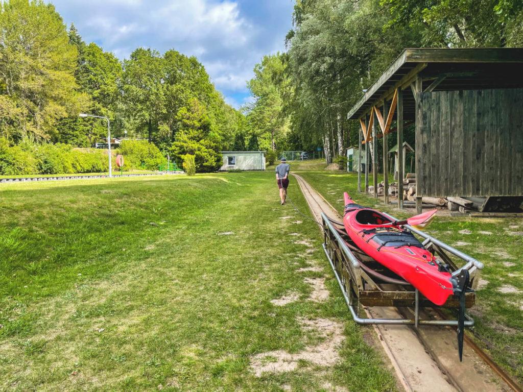 Bootsschleppe-Mecklenburgische-Seenplatte-Zwensow