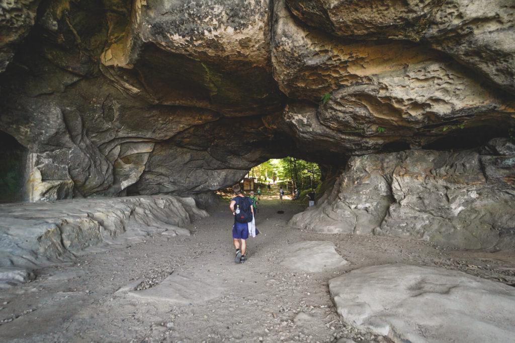 Suiza-Sajona-Kuhstall-Puerta-de-Roca