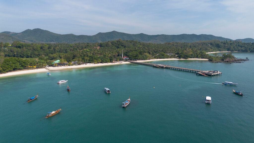 Lo Chak Beach
