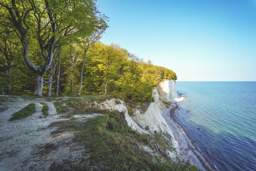 Naturwunder in Deutschland Nationalpark Jasmund Insel Rügen Kreidefelsen