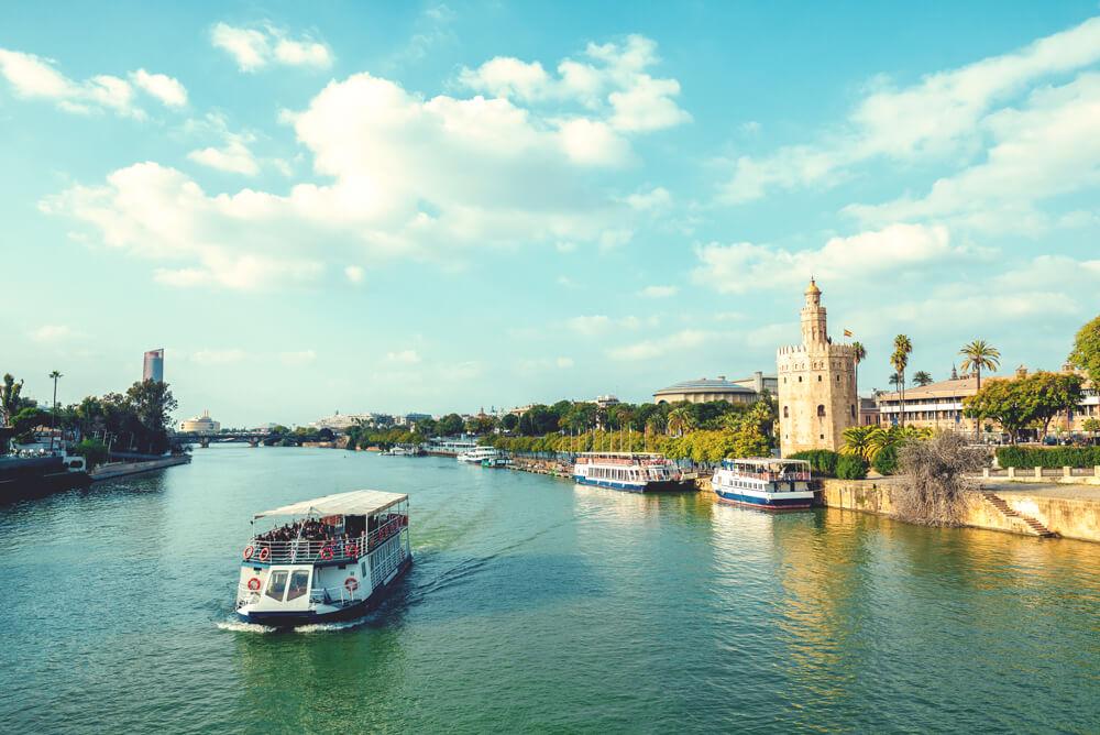 sevilla-sehenswuerdigkeiten-fluss-bottsfahrt
