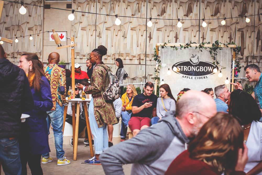 Johannesburgo-Mercado-Neighbourgoods-Sudafrica-Terrace-People