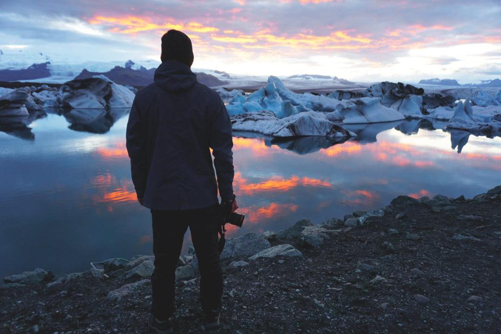 La laguna glaciar Jökulsárlón al atardecer