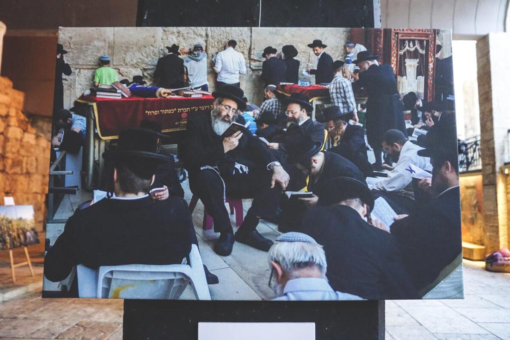 Viaje-a-Israel-Jerusalén-casco-antiguo-imagen-judíos