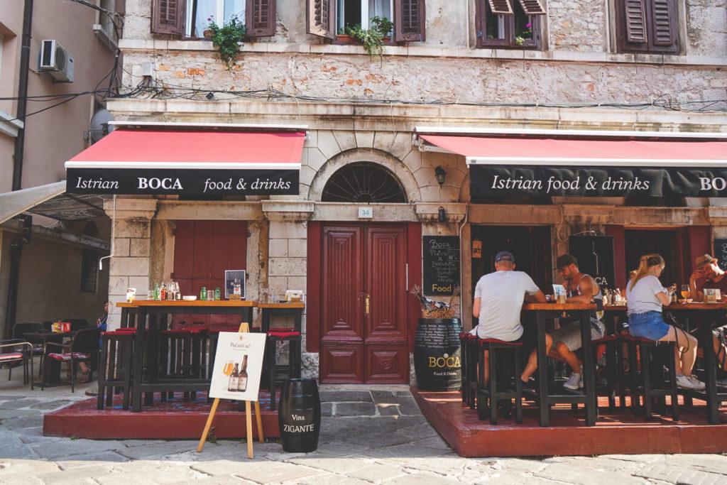 Pula-Atracciones-Ciudad-Vieja-Restaurante-Comida