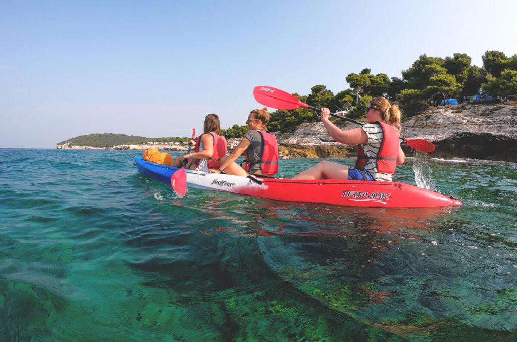 Pula-Atracciones-Excursión-Kayak-Cala-Agua.jpg