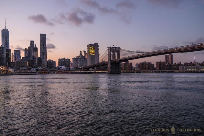 Atardecer sobre el Puente de Brooklyn
