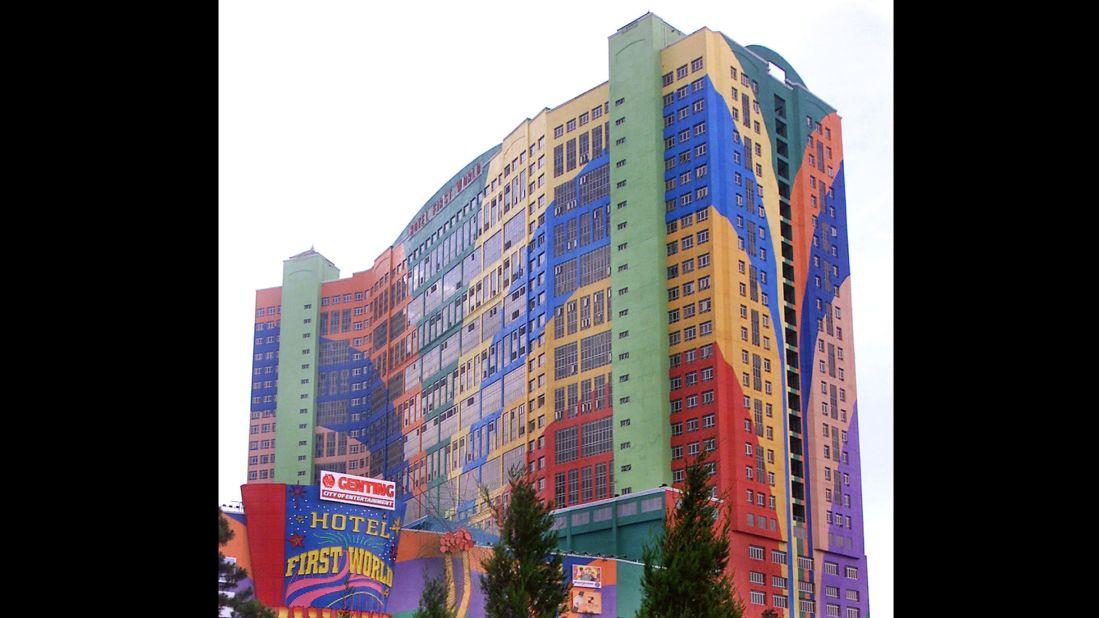 The First World Hotel in Malaysia is the only hotel in the top five that's not in Las Vegas. It has 6,118 rooms and overlooks a theme park and a Statue of Liberty replica.
