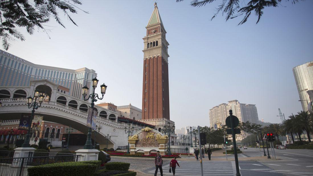 The Venetian in Las Vegas has 4,049 rooms, making it the fifth-largest in the world. As part of its Venice, Italy, theme, the resort hosts Gondola rides. 