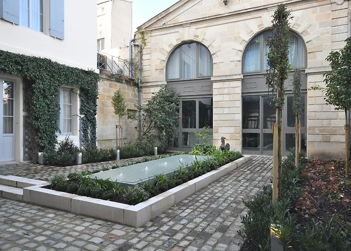 Top Accommodations in Bordeaux