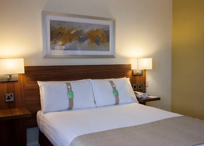 Finest Glasgow Airport Hotels with Parking