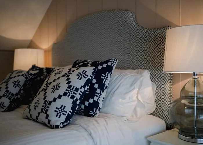 Top Hotels in the Rhondda Valley, Wales